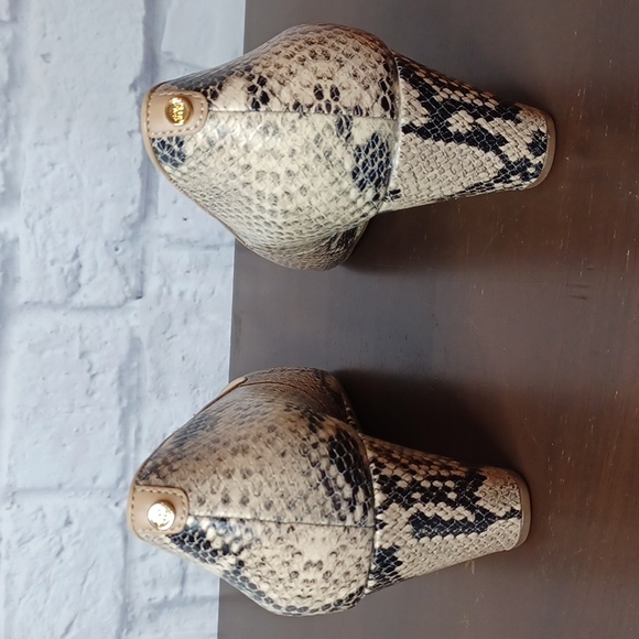 Cole Haan The Go-To Snake Print Pumps Almond Toe Heel Wedge Size 8 - Picture 8 of 10